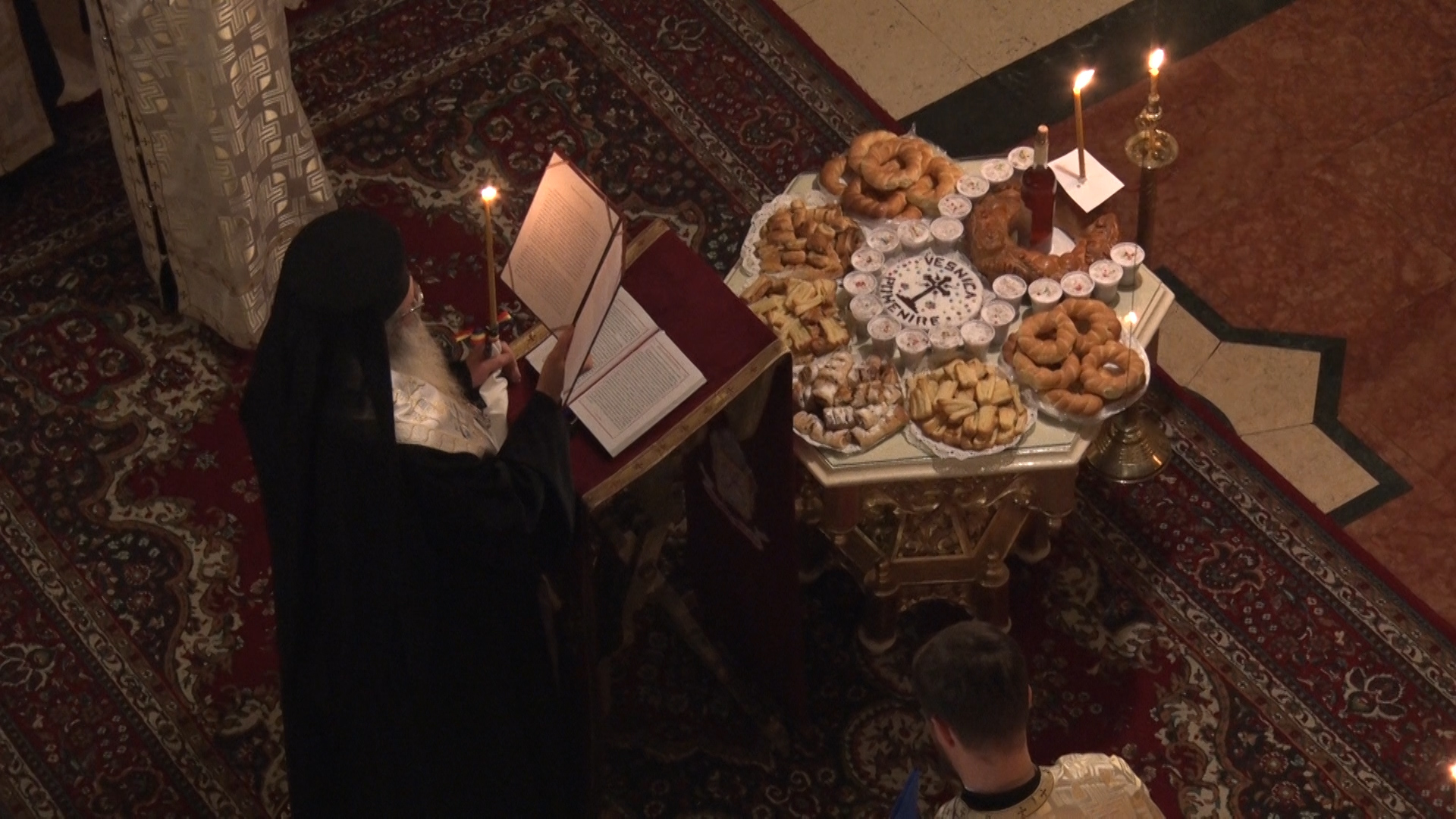 (Video) Slujbă de pomenire la 100 de ani de la Unirea Bucovinei cu România