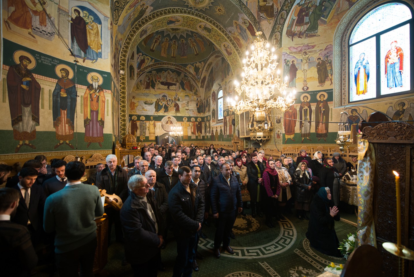 IPS Părinte Mitropolit Teofan, prezent la hramul „Altarului din Poiana liniștii”