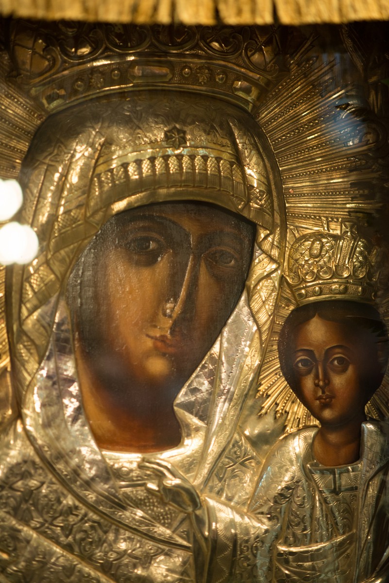 IPS Părinte Mitropolit Teofan, prezent la hramul „Altarului din Poiana liniștii”