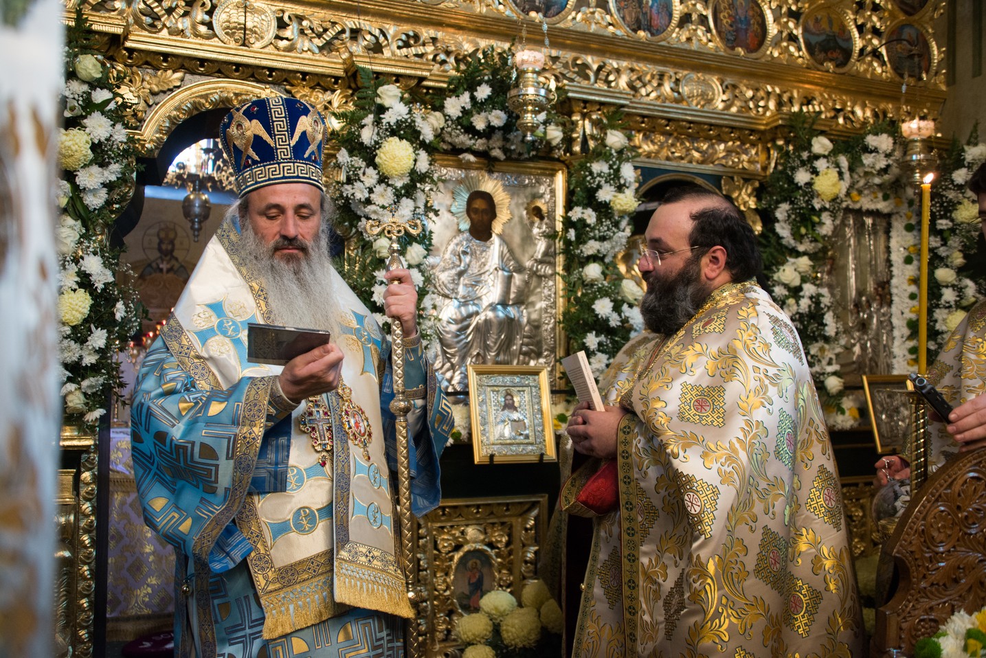 IPS Părinte Mitropolit Teofan, prezent la hramul „Altarului din Poiana liniștii”