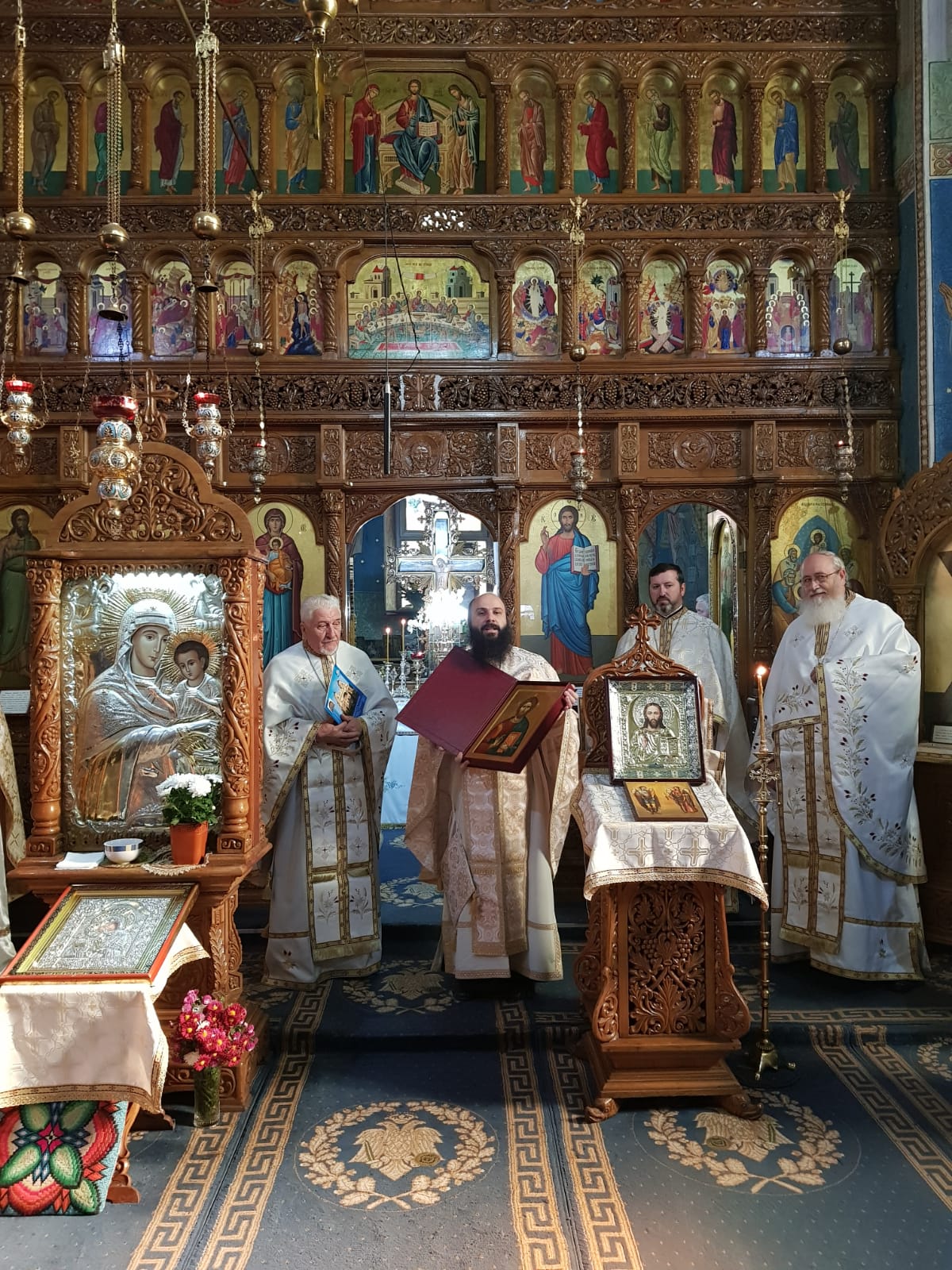 Părintele Prof. Univ. Dr. Mihai Vizitiu - un gând bun la ceas aniversar