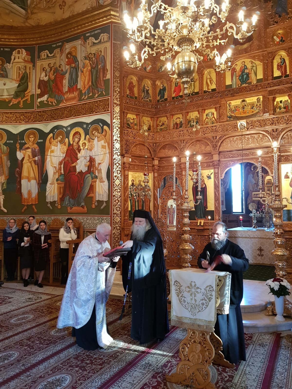 Părintele Prof. Univ. Dr. Mihai Vizitiu - un gând bun la ceas aniversar