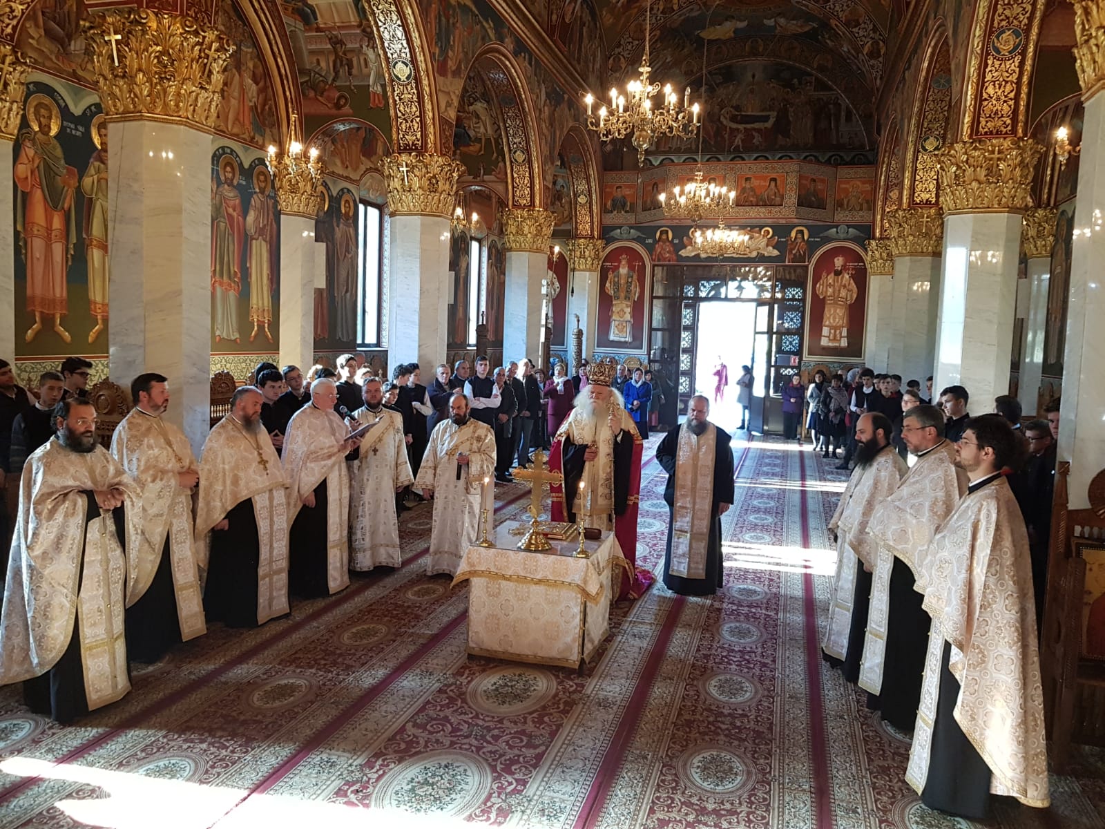 Părintele Prof. Univ. Dr. Mihai Vizitiu - un gând bun la ceas aniversar