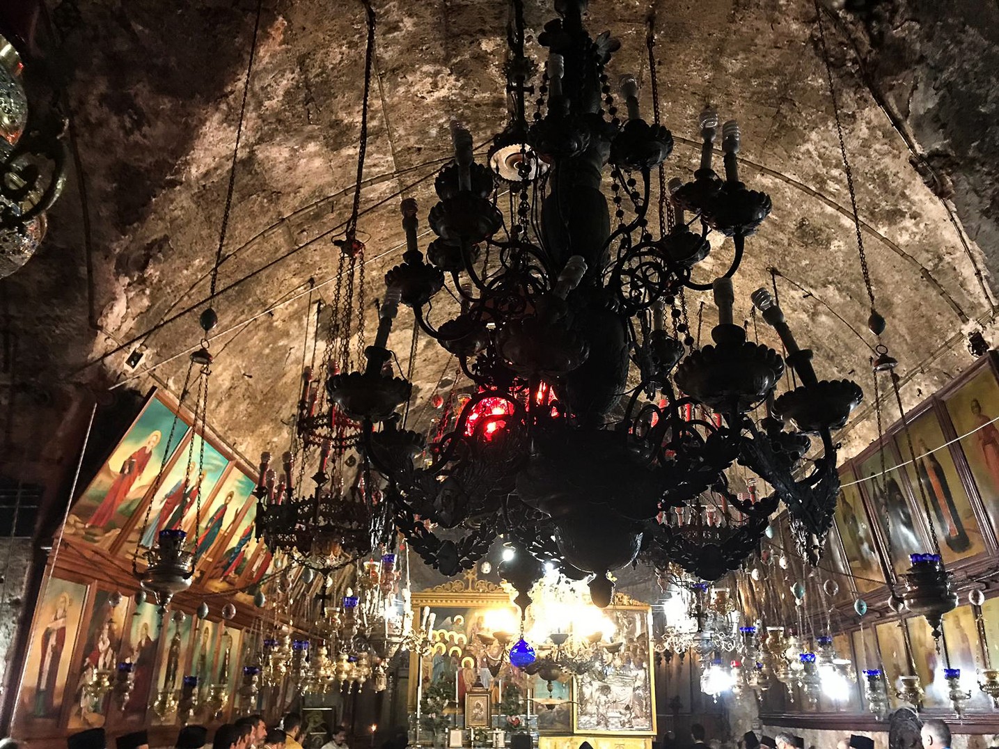 Pe urmele Mântuitorului: delegație din Arhiepiscopia Iașilor condusă de Părintele Mitropolit Teofan, în pelerinaj la Locurile Sfinte