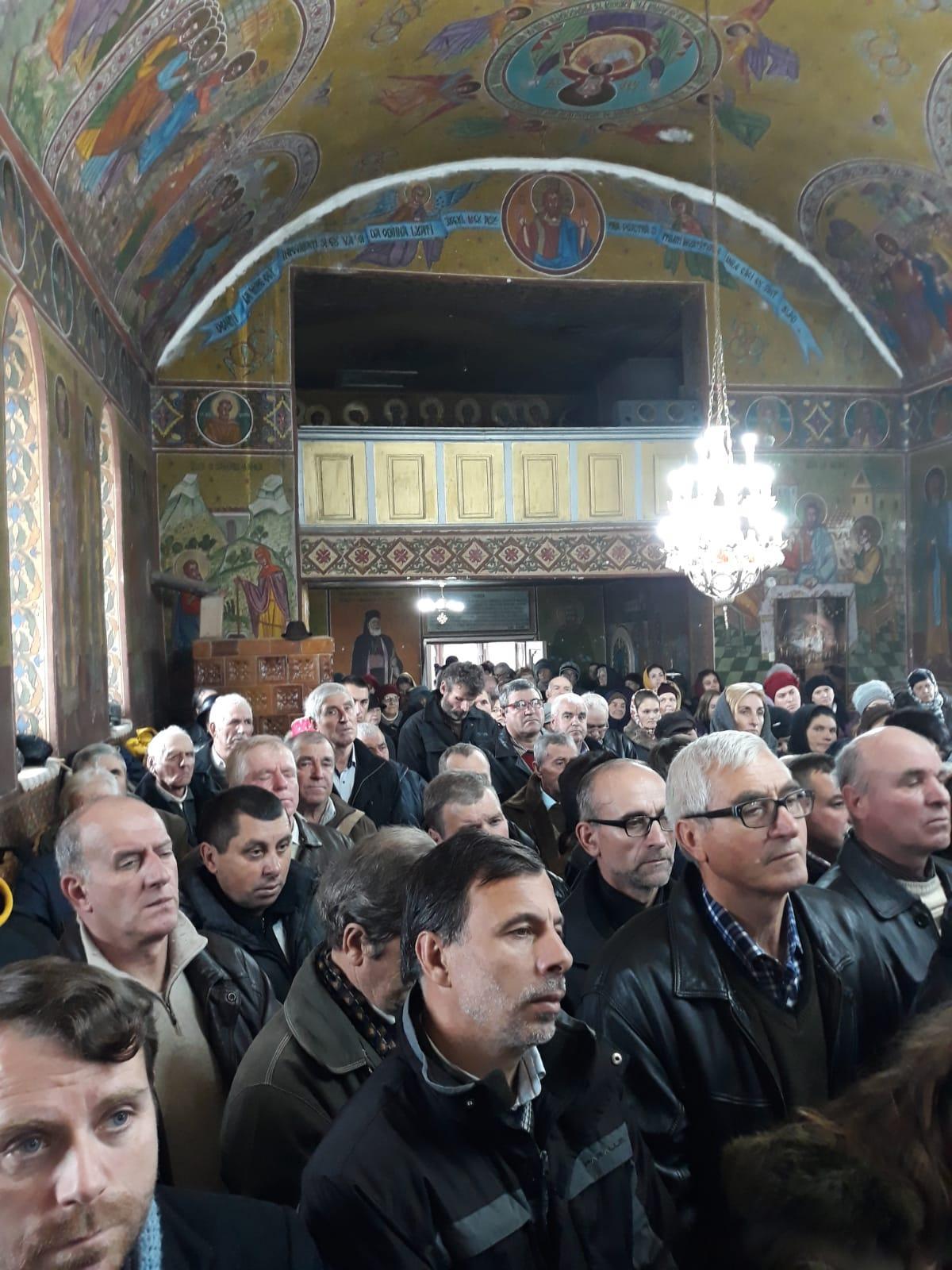 PS Ignatie: „Dăruind, noi devenim oameni adevăraţi! Ţinând numai pentru noi, fiind zgârciţi, începem să ne dezumanizăm!”