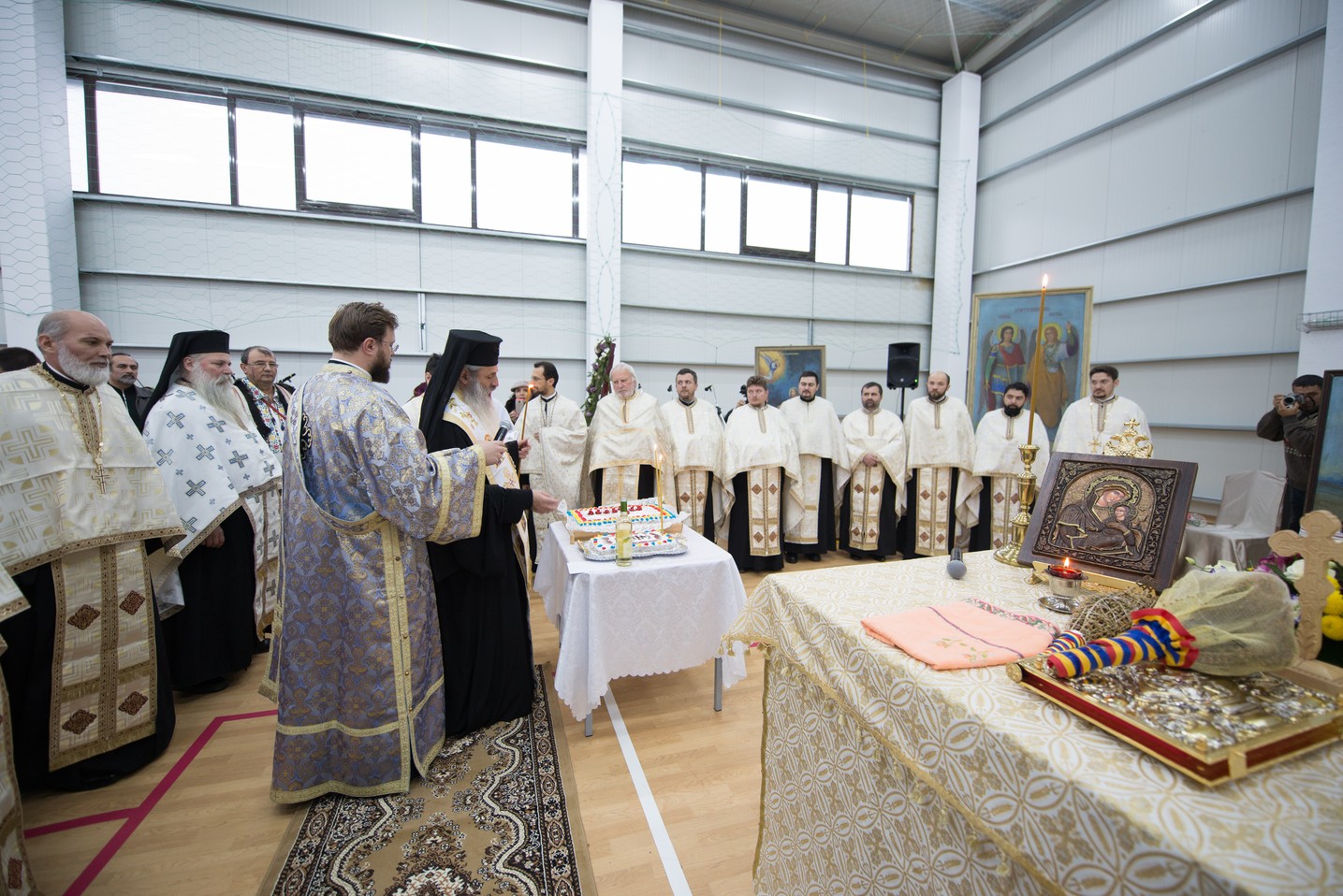 Sfințire de capelă la Liceul Tehnologic Special din comuna Ștefan cel Mare: „Întotdeauna românul, în casa lui, a avut un colț de rugăciune”