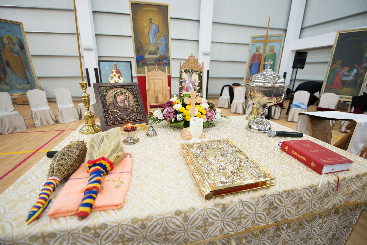 Sfințire de capelă la Liceul Tehnologic Special din comuna Ștefan cel Mare: „Întotdeauna românul, în casa lui, a avut un colț de rugăciune”