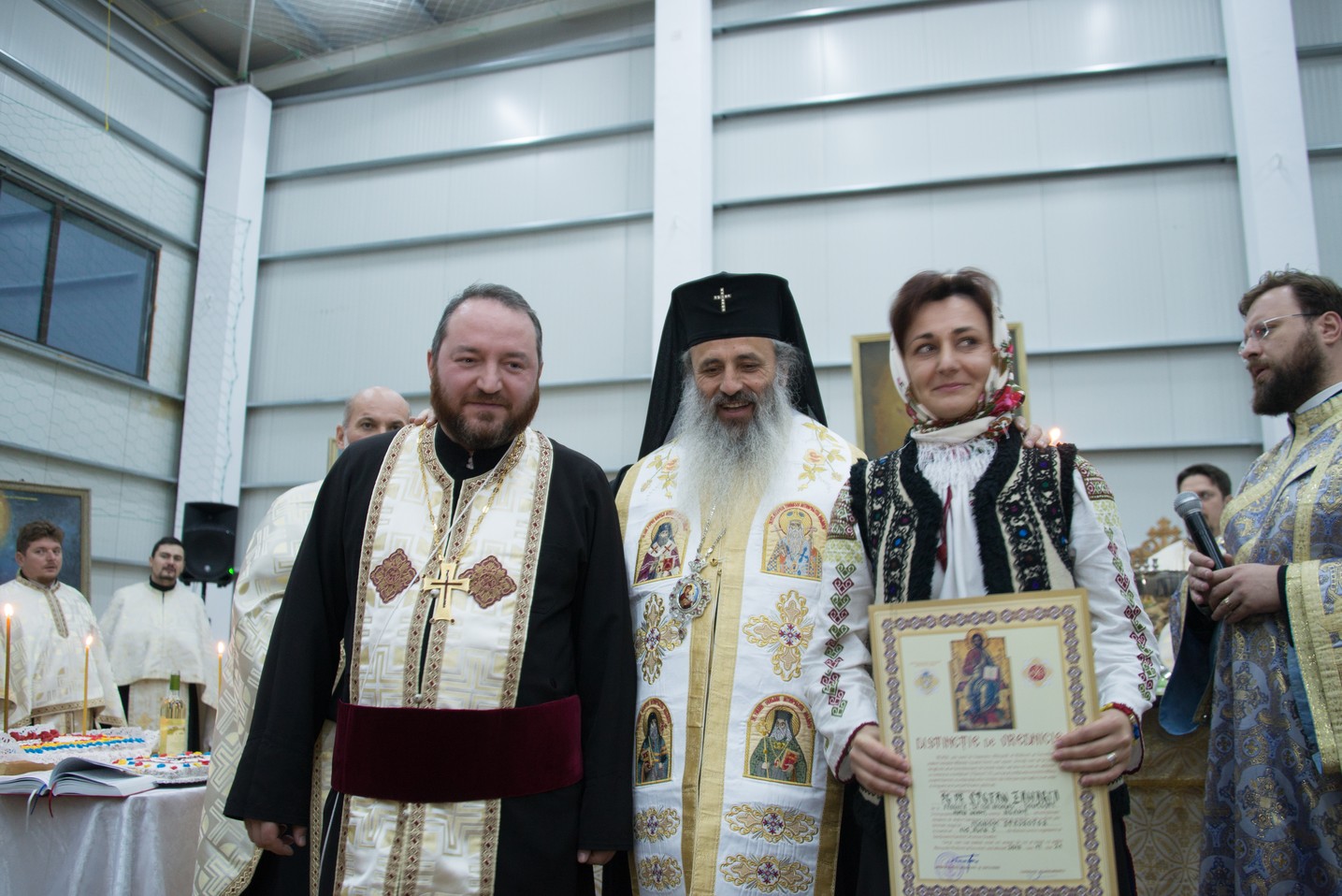 Sfințire de capelă la Liceul Tehnologic Special din comuna Ștefan cel Mare: „Întotdeauna românul, în casa lui, a avut un colț de rugăciune”