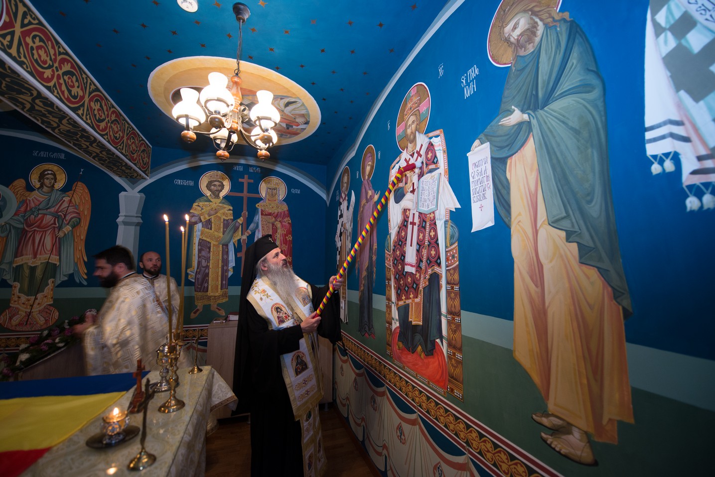 Sfințire de capelă la Liceul Tehnologic Special din comuna Ștefan cel Mare: „Întotdeauna românul, în casa lui, a avut un colț de rugăciune”