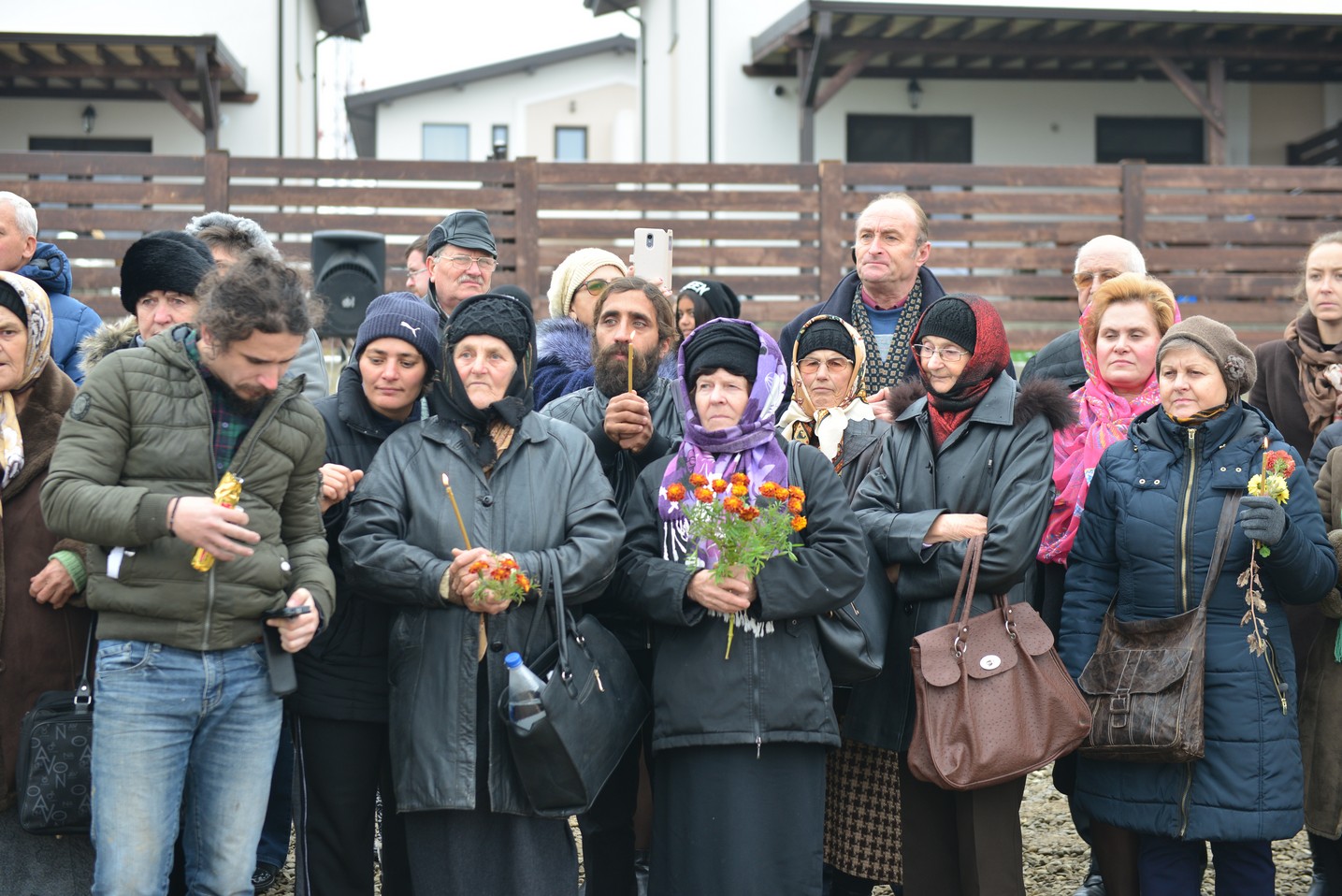 Sfințire de loc de biserică în Bucium-Iași: IPS Mitropolit Teofan a pus piatra de temelie