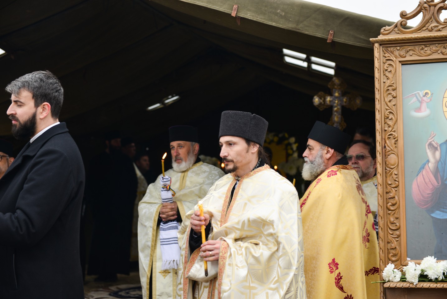 Sfințire de loc de biserică în Bucium-Iași: IPS Mitropolit Teofan a pus piatra de temelie