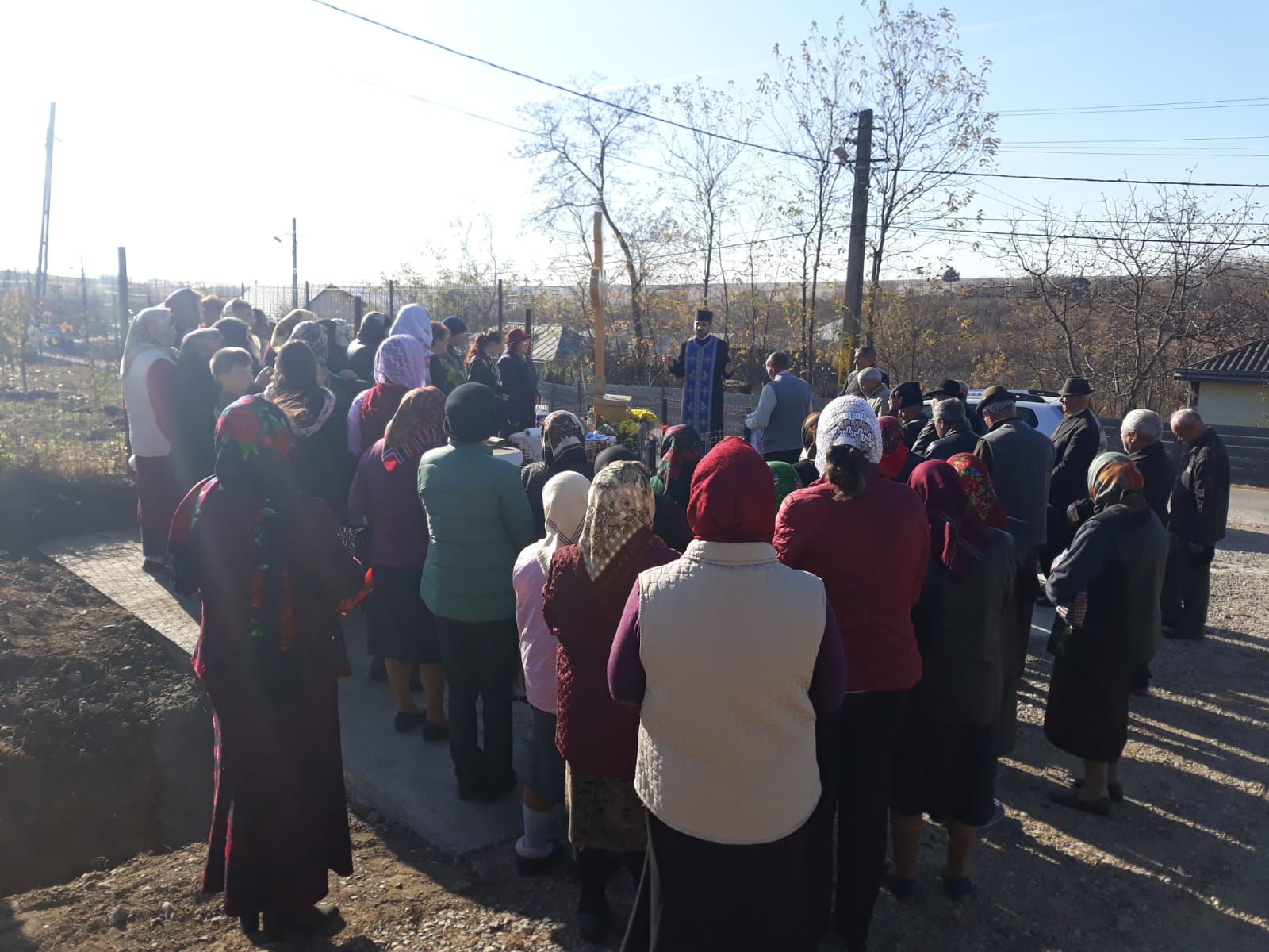 Sfinţire de troiţă în Parohia Ciornohal