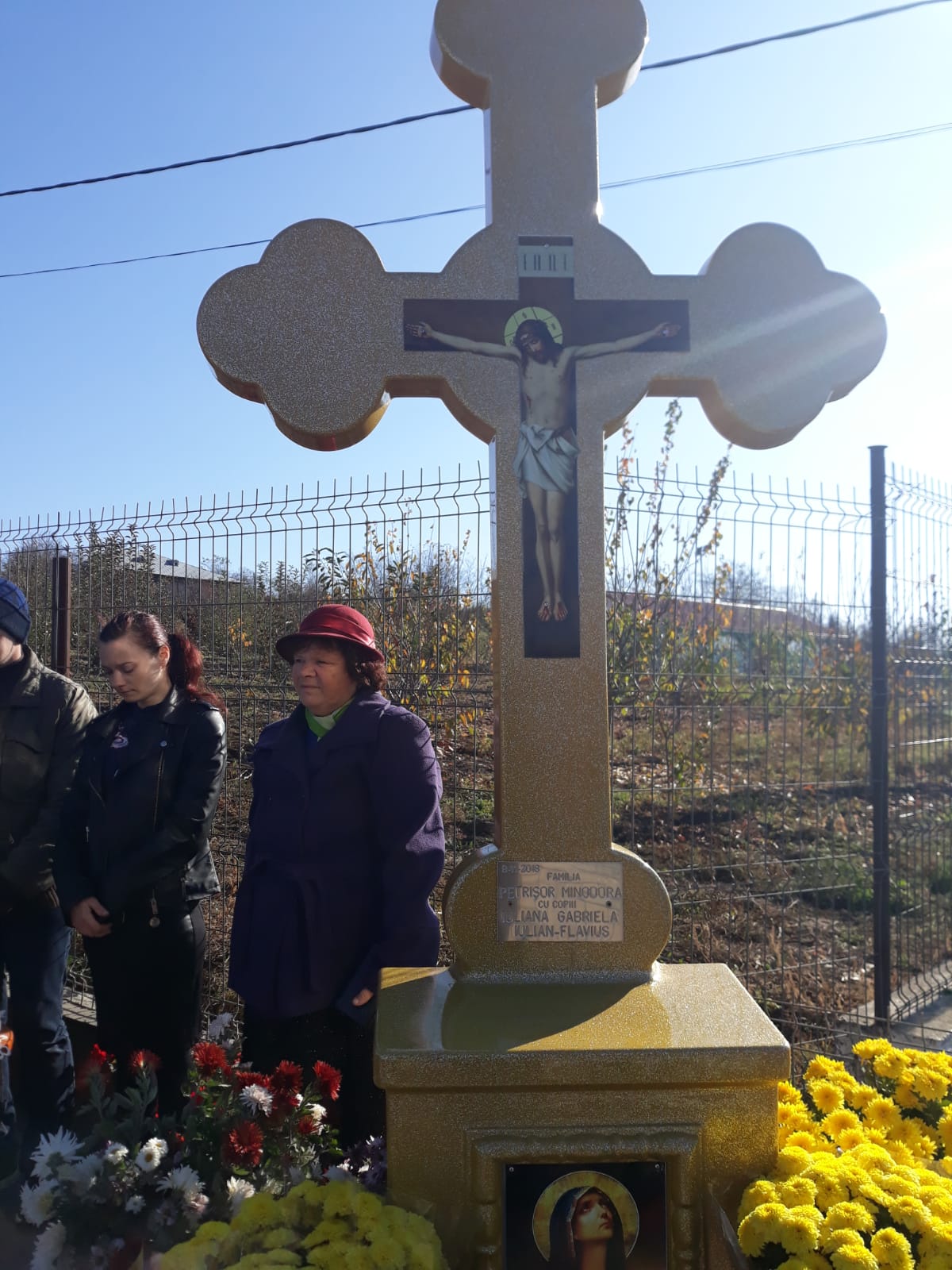 Sfinţire de troiţă în Parohia Ciornohal