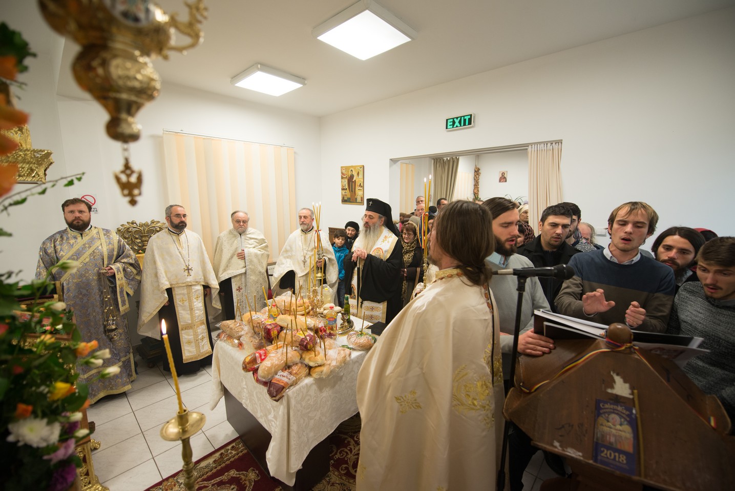 Slujire arhierească la hramul Bisericii Vovidenia din Iași