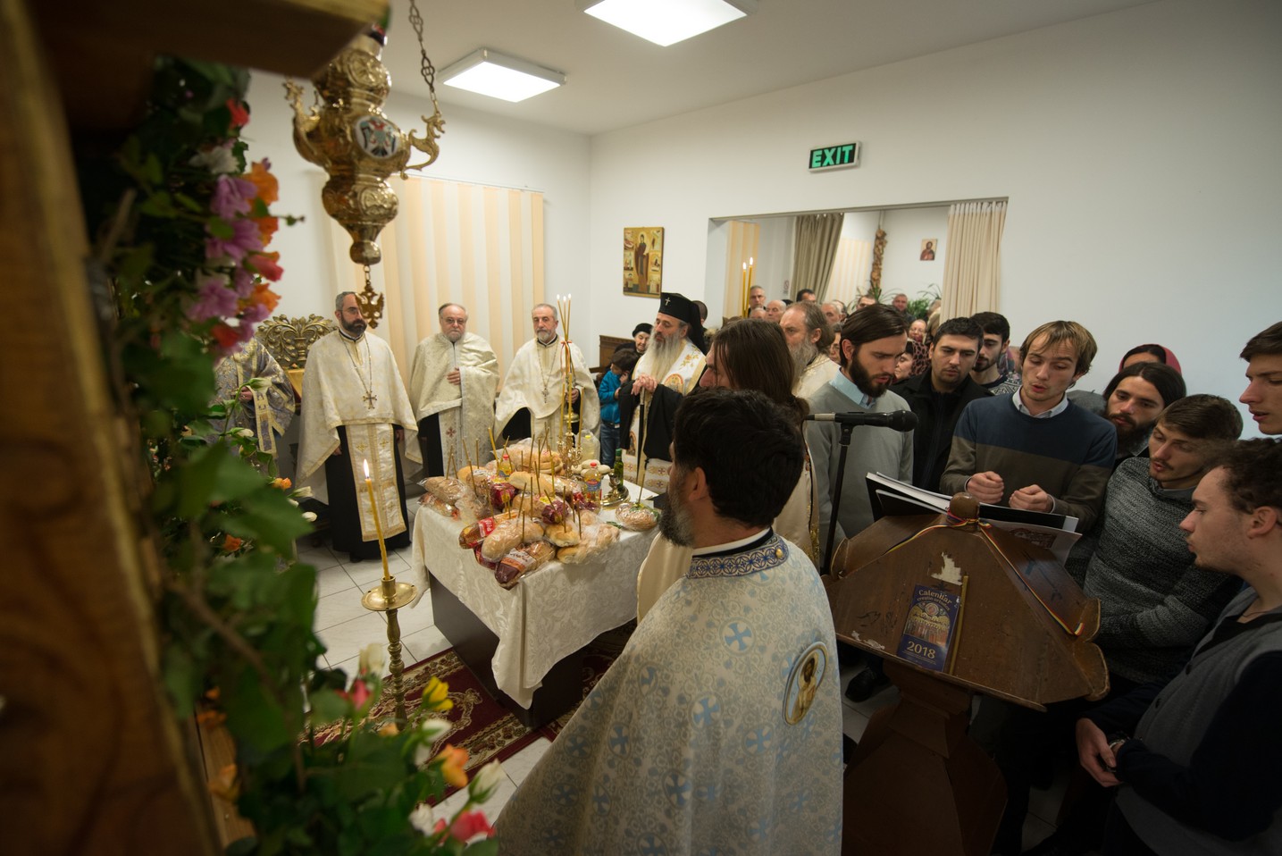 Slujire arhierească la hramul Bisericii Vovidenia din Iași