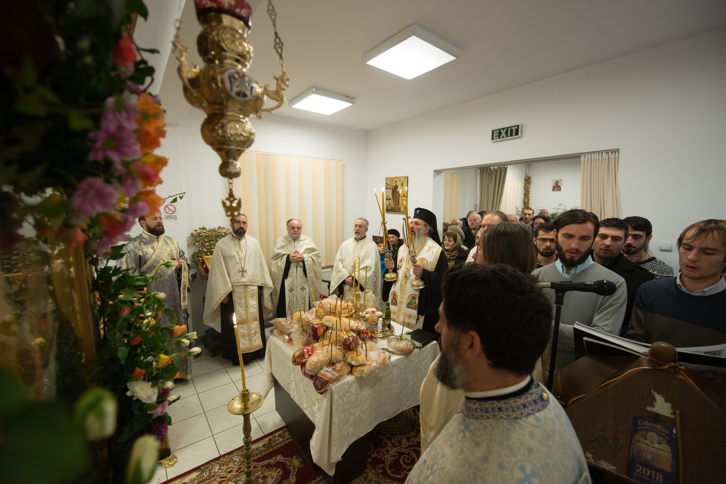 Slujire arhierească la hramul Bisericii Vovidenia din Iași