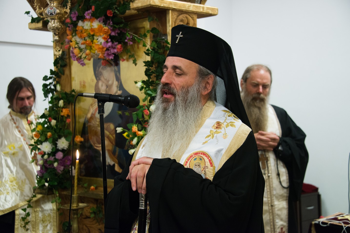 Slujire arhierească la hramul Bisericii Vovidenia din Iași