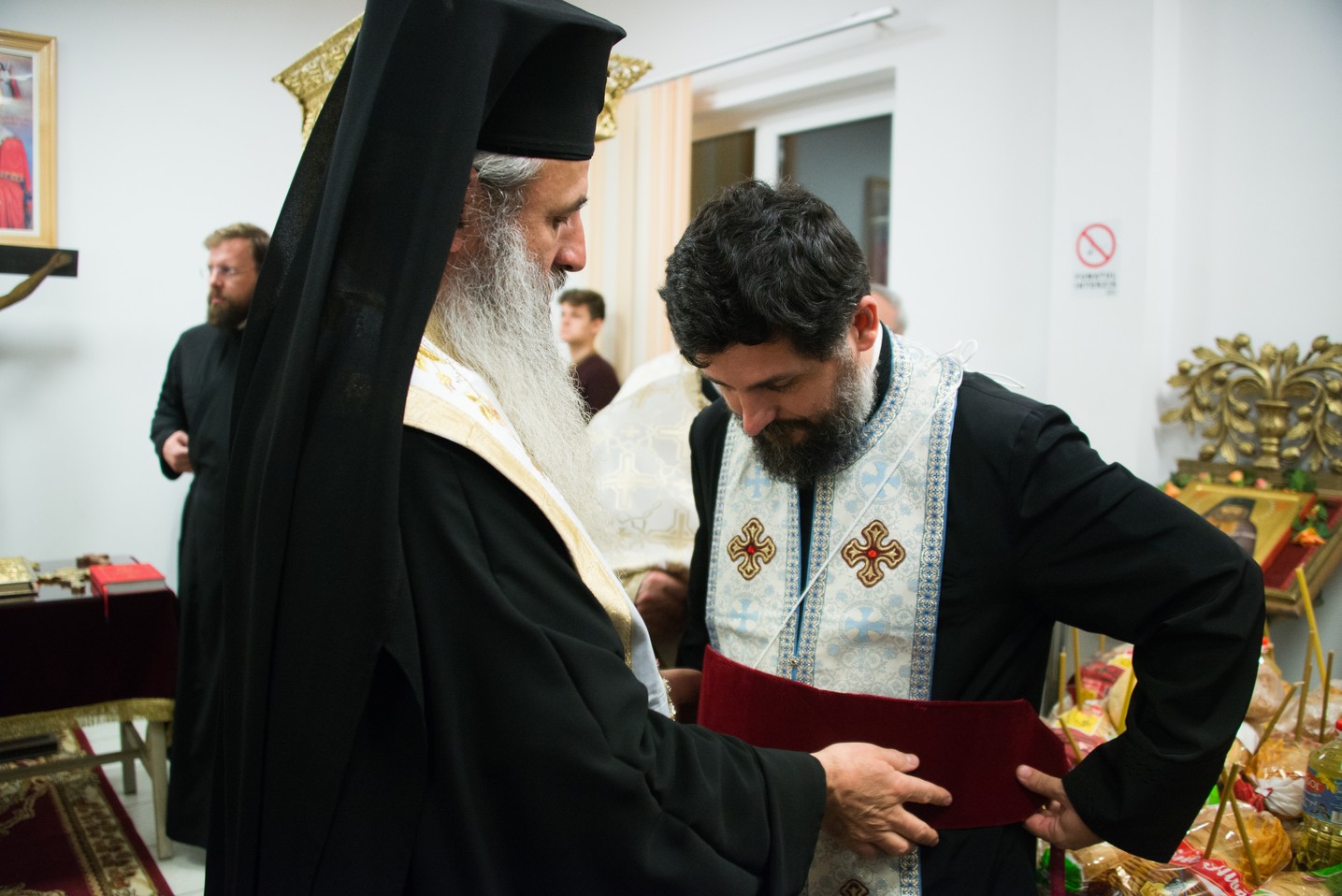 Slujire arhierească la hramul Bisericii Vovidenia din Iași