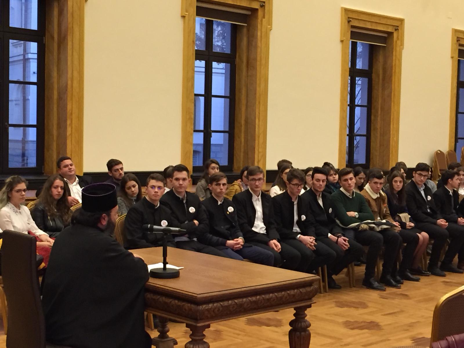 Conferință „Valori Culturale Românești” – Arhim. Mihail Daniliuc: „Biserica noastră s-a indentificat ființial cu aspirațiile de unire și unitate ale neamului românesc”