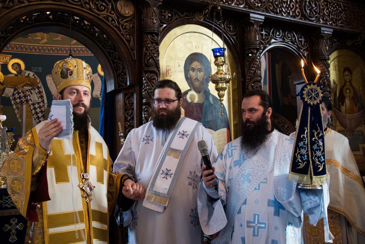 Slujiri arhierești în zilele de Crăciun, în Arhiepiscopia Sucevei și Rădăuților