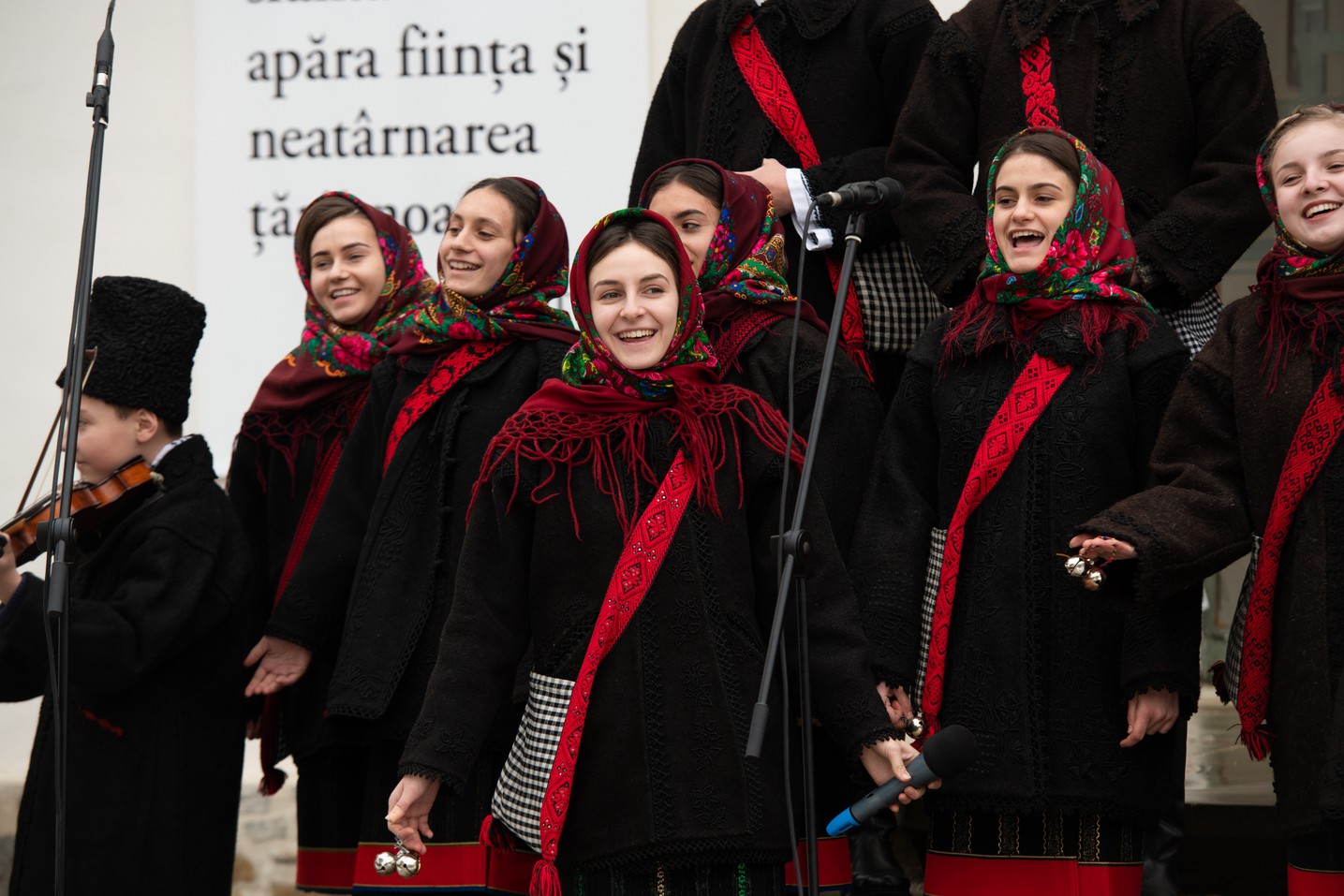 Slujiri arhierești în zilele de Crăciun, în Arhiepiscopia Sucevei și Rădăuților