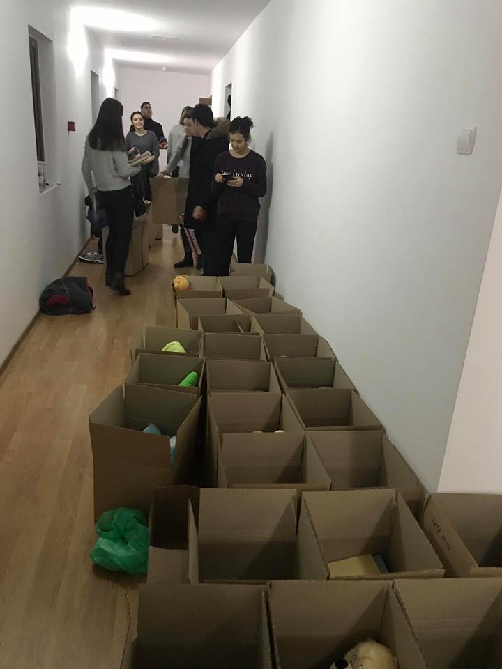 Spectacolul umanitar „Decembrie de poveste”