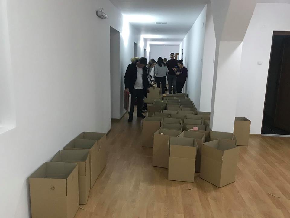 Spectacolul umanitar „Decembrie de poveste”