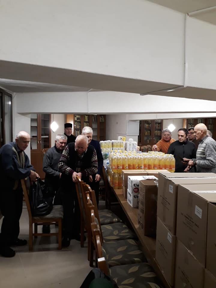 Filantropie în prag de Crăciun la Gura Humorului