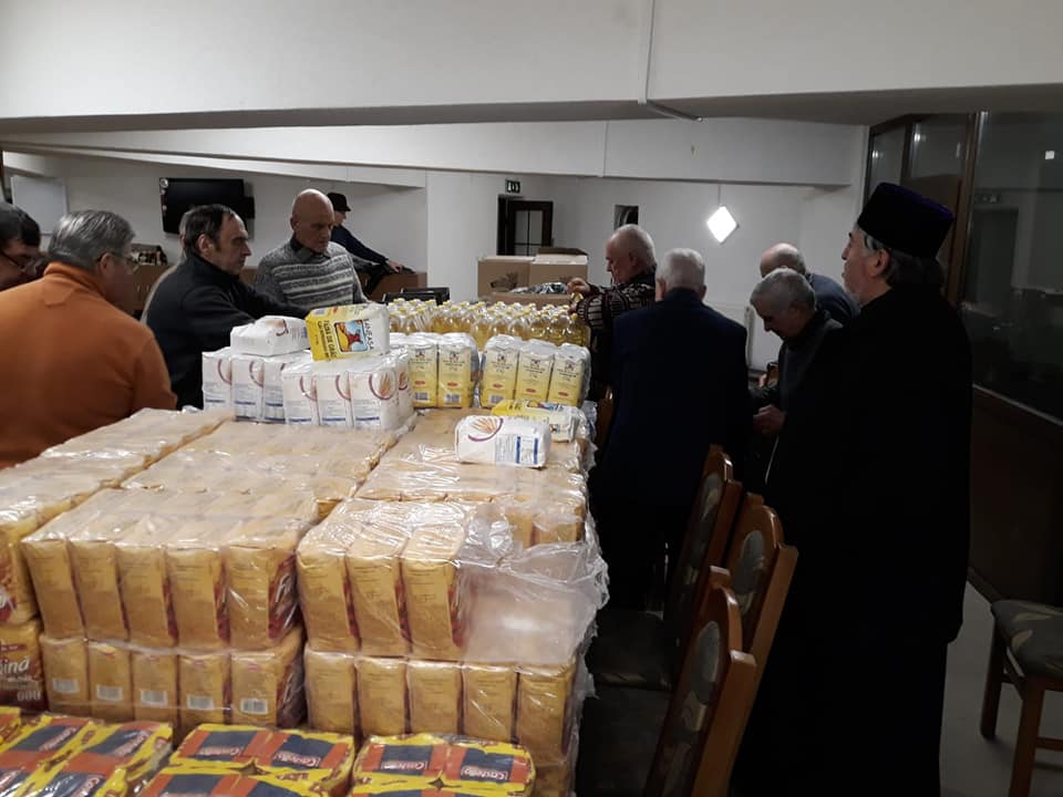 Filantropie în prag de Crăciun la Gura Humorului