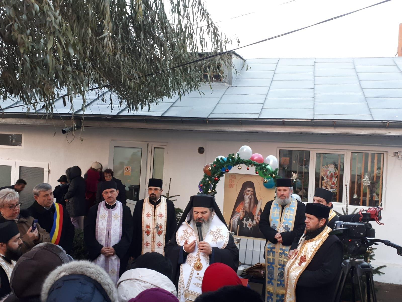 PS Ignatie la inaugurarea așezământului social de la Bârlad: „Aceasta este menirea noastră, a Bisericii! Pe lângă faptul de a vă apropia de Hristos, grija de oamenii sărmani!”