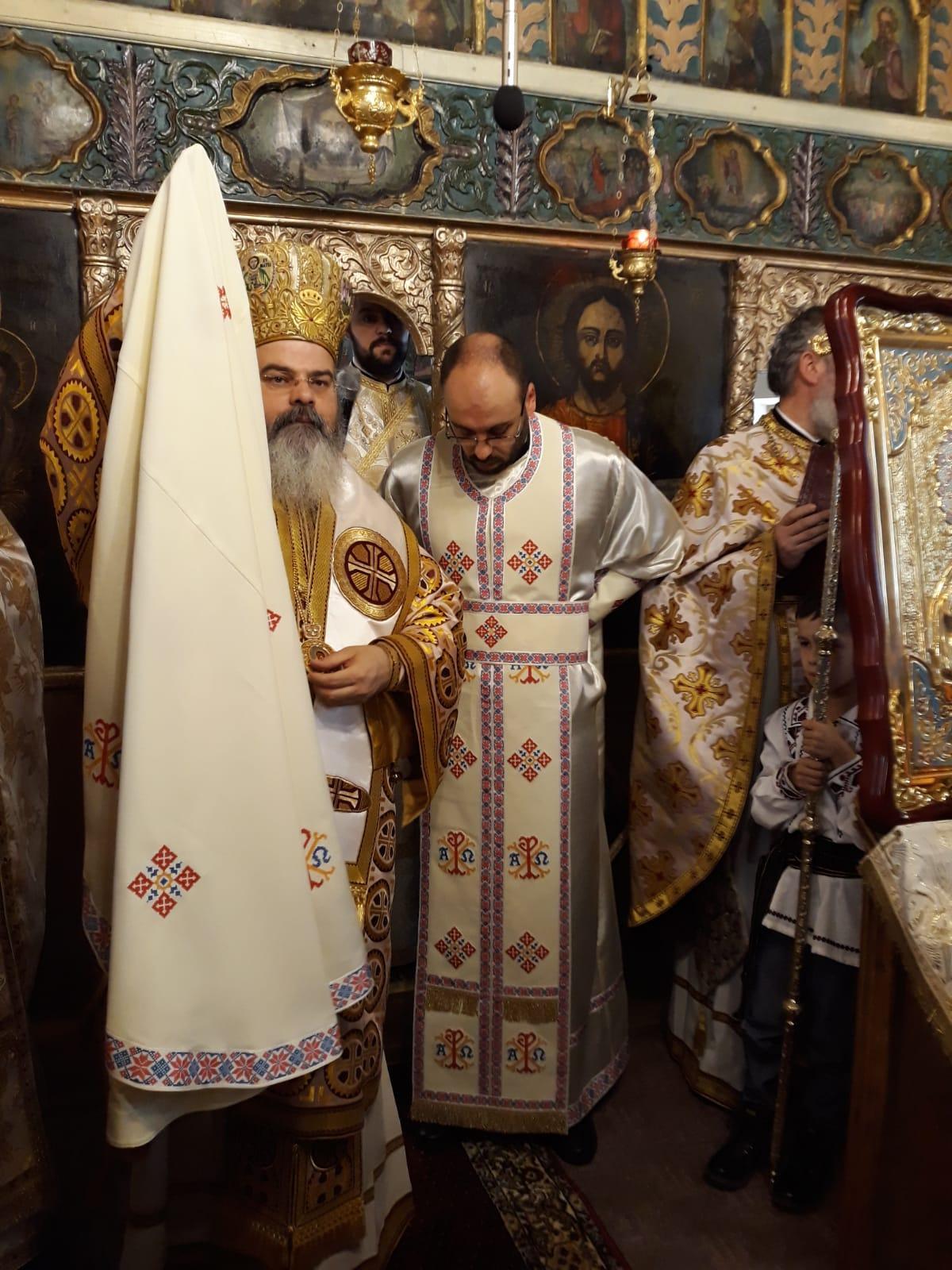 PS Ignatie: „Dumnezeu ne vrea drepți în fața Lui! Vrea să avem verticalitatea și conștiința curată de a ne uita înspre El!”