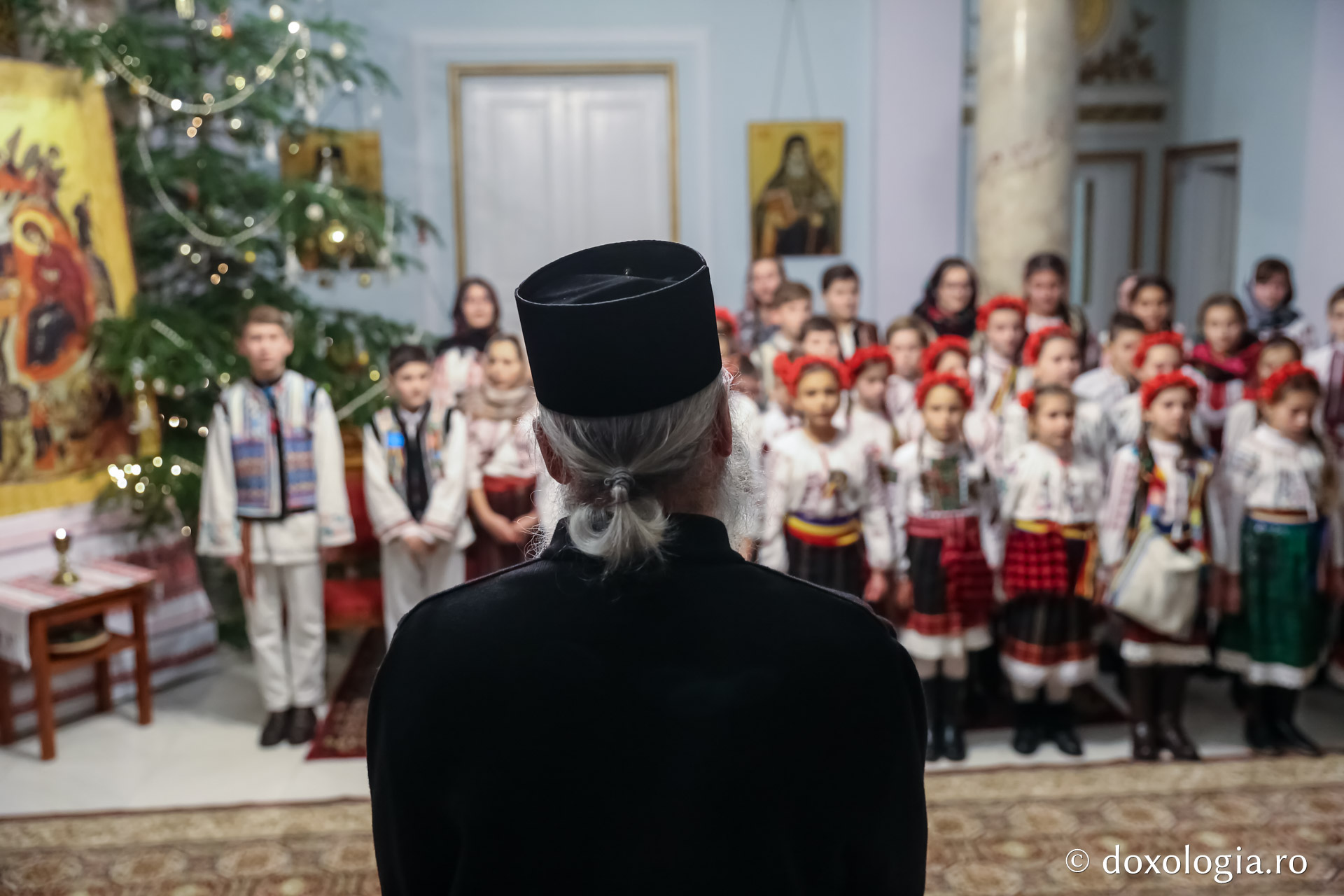 Colindători la Reședința Mitropolitană 2018 – Școala Timișești, Neamț