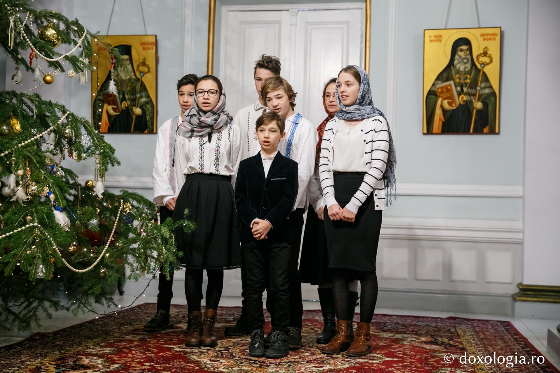 Colindători la Reședința Mitropolitană 2018 – Familia Lungociu