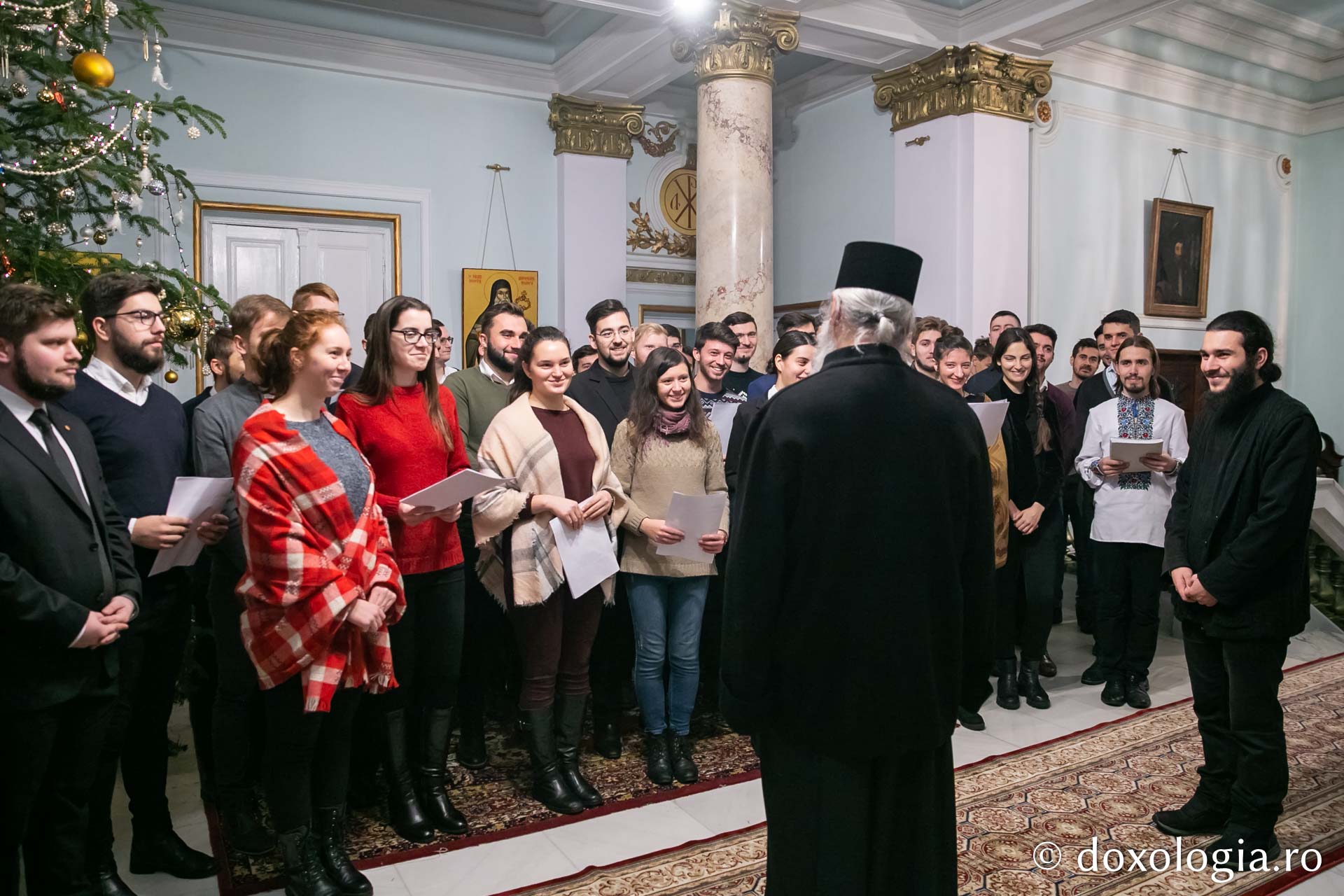 Colindători la Reședința Mitropolitană 2018 – Studenții de la Facultatea de Teologie din Iași, anul II