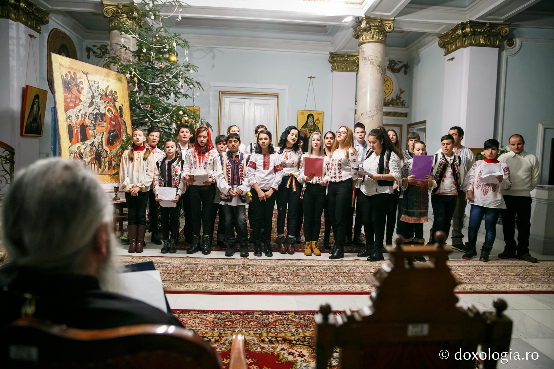 Colindători la Reședința Mitropolitană 2018 – Centru de Recuperare şi Reabilitare a Persoanelor cu Handicap Păstrăveni, Judeţul Neamţ