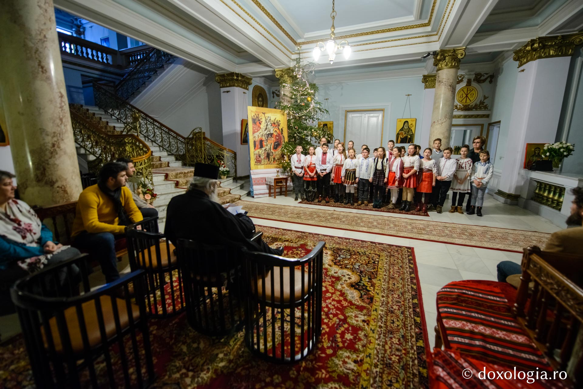 Colindători la Reședința Mitropolitană 2018 – Școala Tomești (Înv. Maria Tofan)