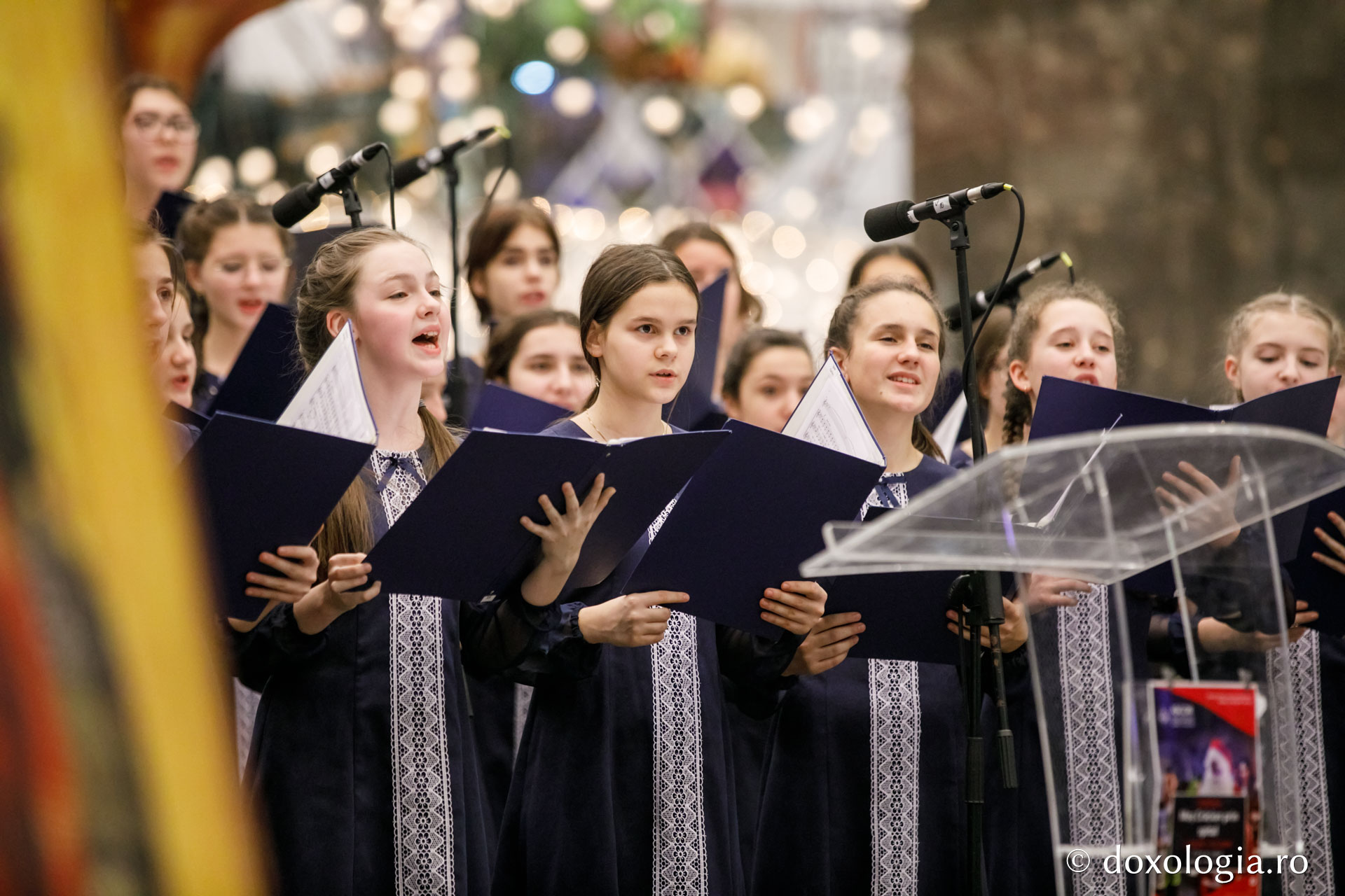 Concerte de colinde la Iași, Botoșani și Piatra Neamț, în prezența Înaltpreasfințitului Părinte Teofan