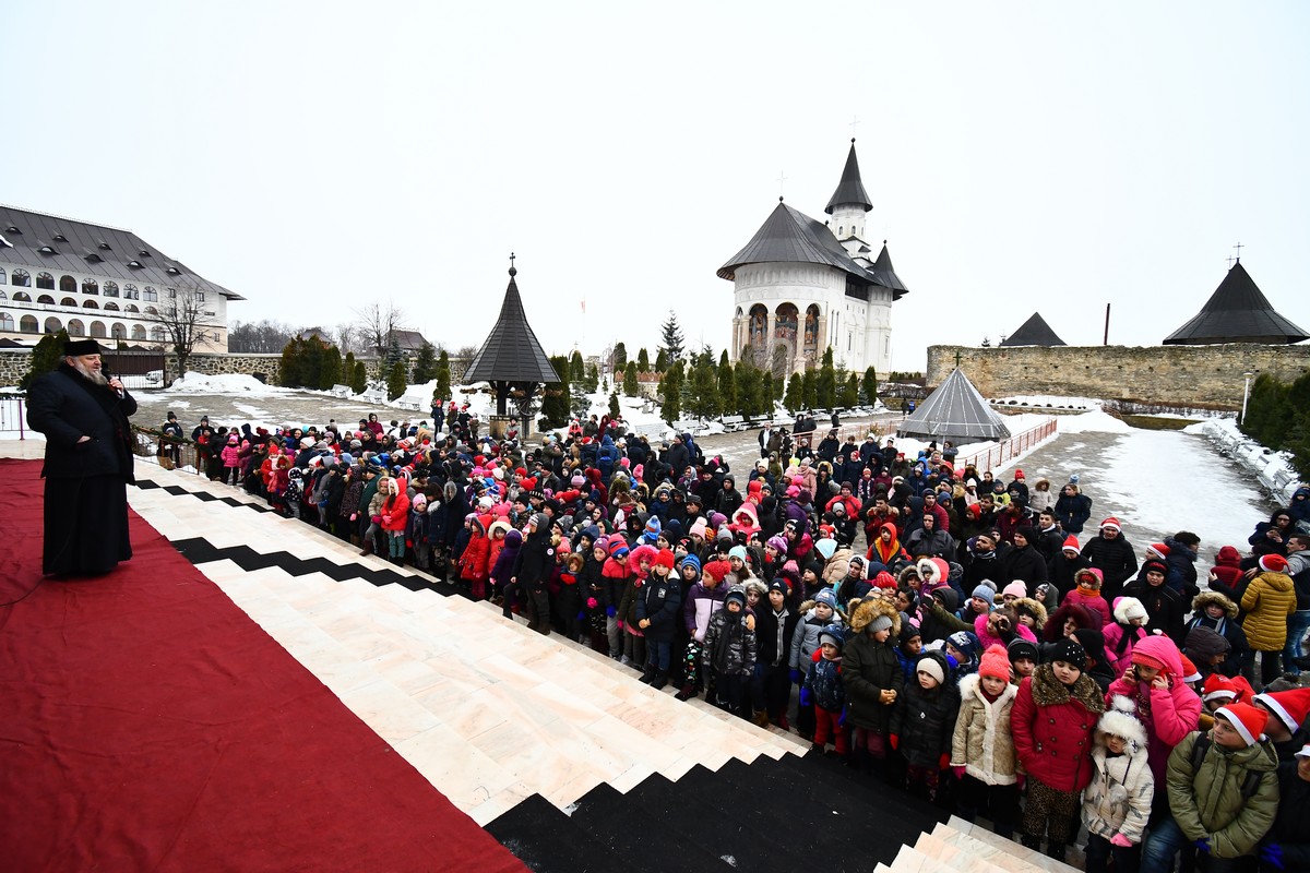 Serbare de Crăciun la Mănăstirea Hadâmbu