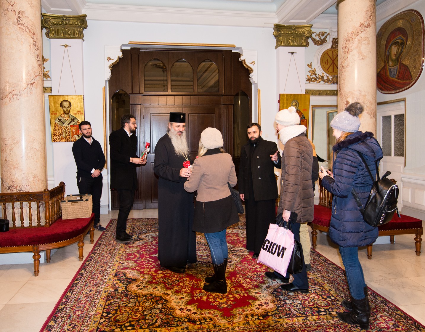 Copiii din Runcu au primit daruri de Sfântul Nicolae în cadrul Proiectului „Cutia cu papucei pentru Ei”: „A fost o zi pe care nu o vom uita niciodată”