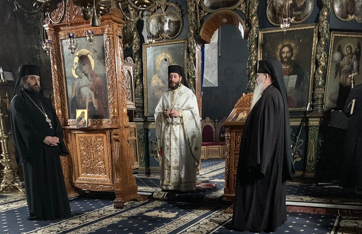 Un nou arhimandrit în Arhiepiscopia Iaşilor