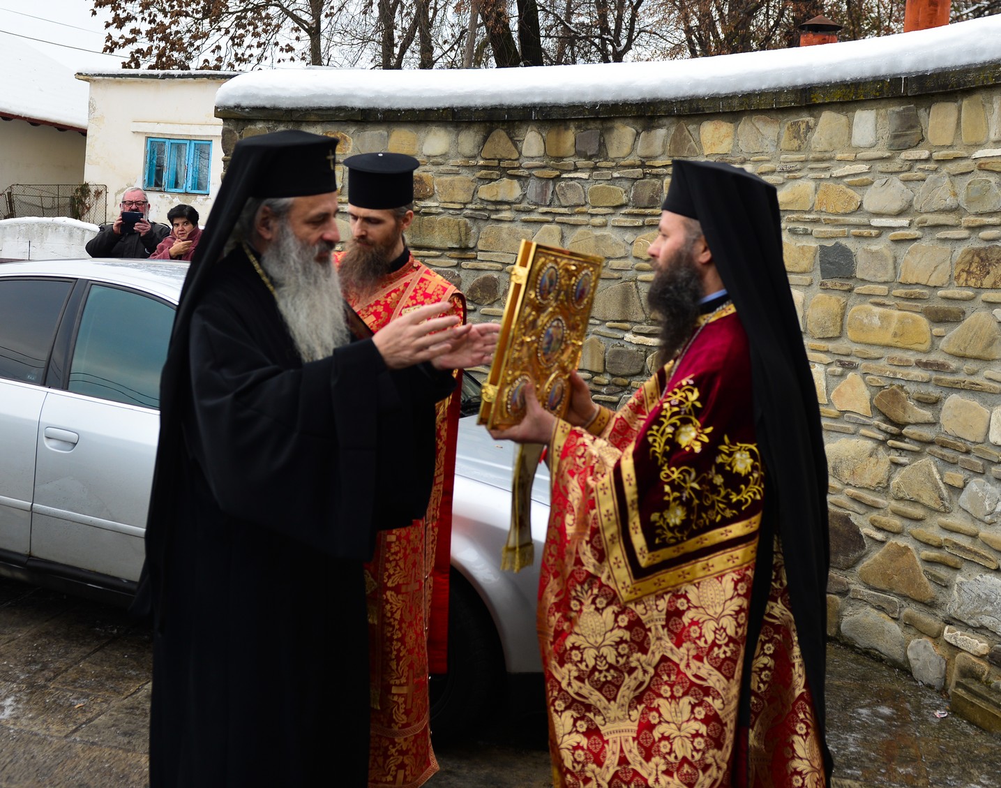 Hram la Mănăstirea Popăuți din Botoșani: „Biruința întru Hristos e singura care îl face cu adevărat pe om biruitor”