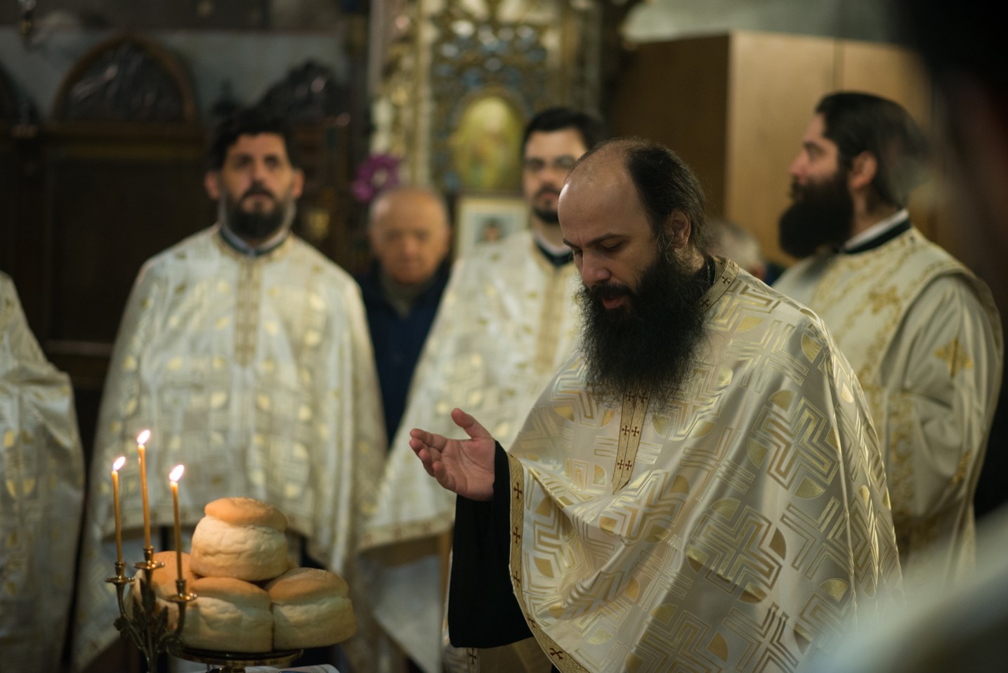 Sfânta Mare Muceniţă Ecaterina a unit în rugăciune preoţi şi credincioşi la Parohia Lozonschi