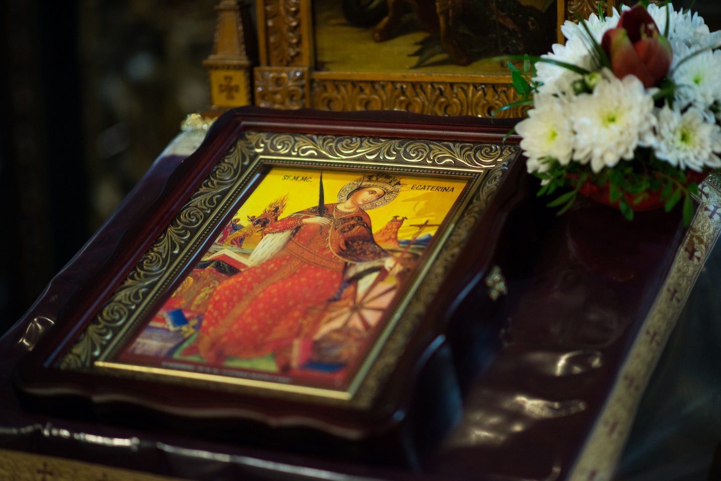 Sfânta Mare Muceniţă Ecaterina a unit în rugăciune preoţi şi credincioşi la Parohia Lozonschi