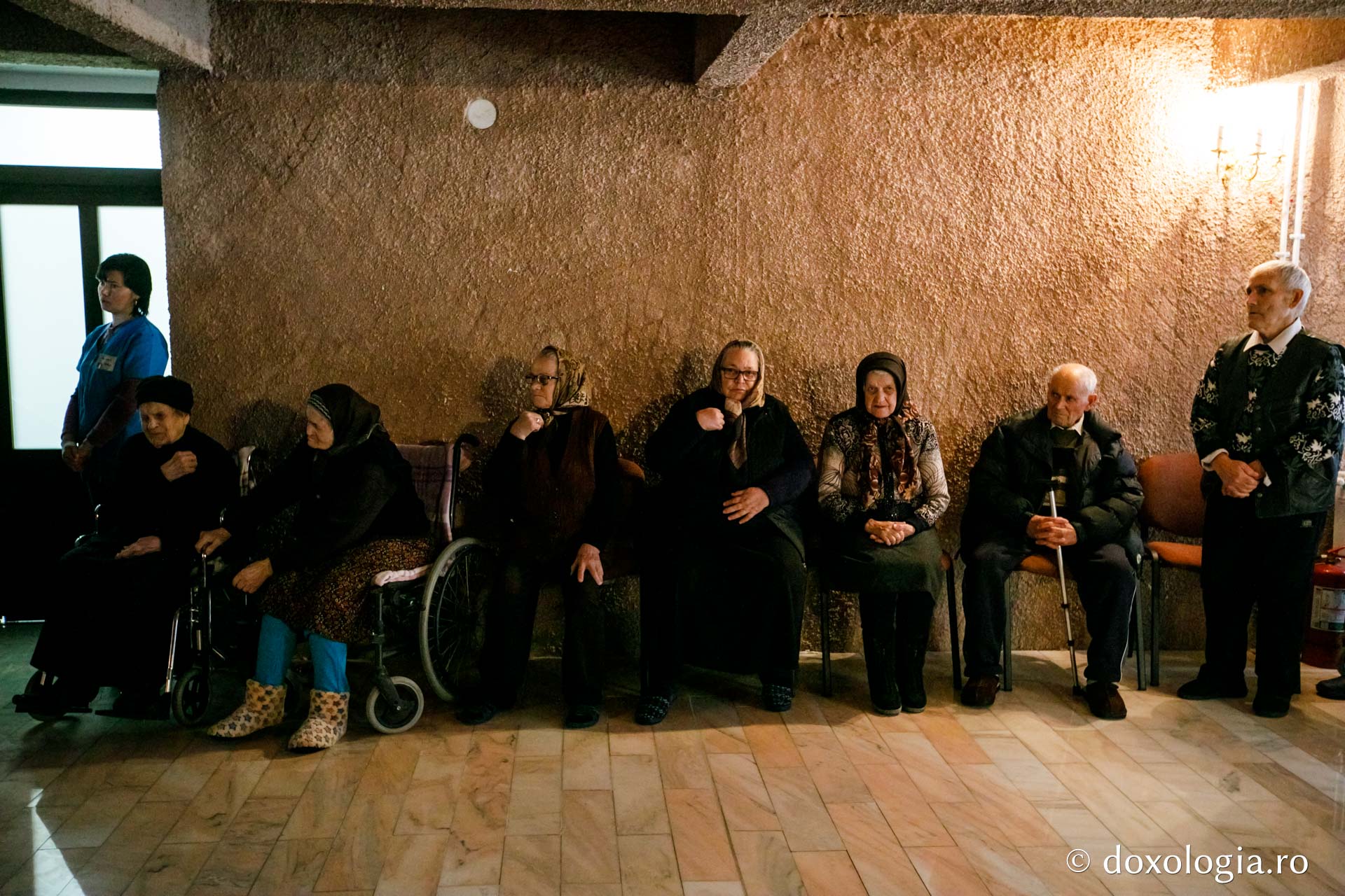 Foto: Pr. Silviu Cluci Slujbă de binecuvântare la inaugurarea oficială a Centrului rezidenţial pentru vârstnici „Cuvioasa Nazaria” - Văratec