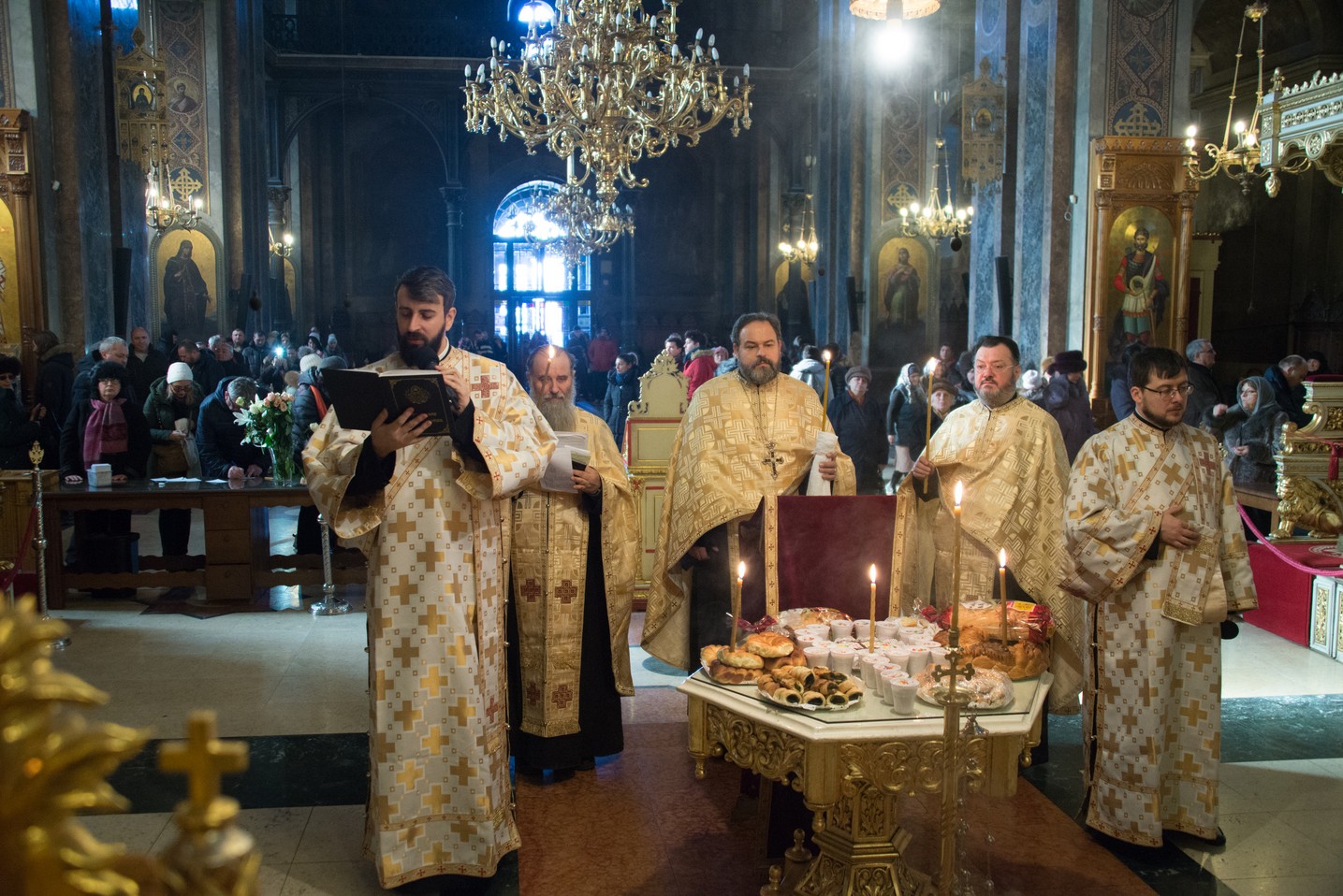 Centenarul la Iași: „Avem nevoie, ca și acum 100 de ani, de aceleași virtuți - credință în Dumnezeu, unitate și încredere sau curaj că putem realiza lucruri mari”