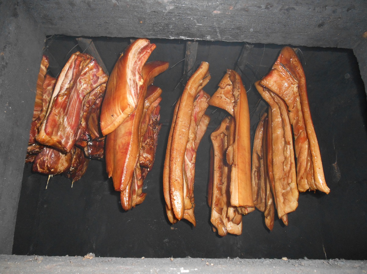 Proiectul misionar-filantropic „(Colin)dăm cu bucurie” în parohiile Chișcăreni și Sat Nou