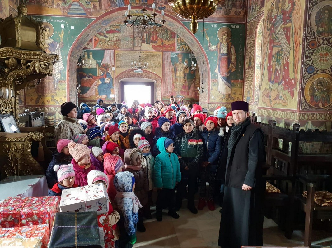 Proiectul „Căldură pentru inimi curate” pentru 300 de copii