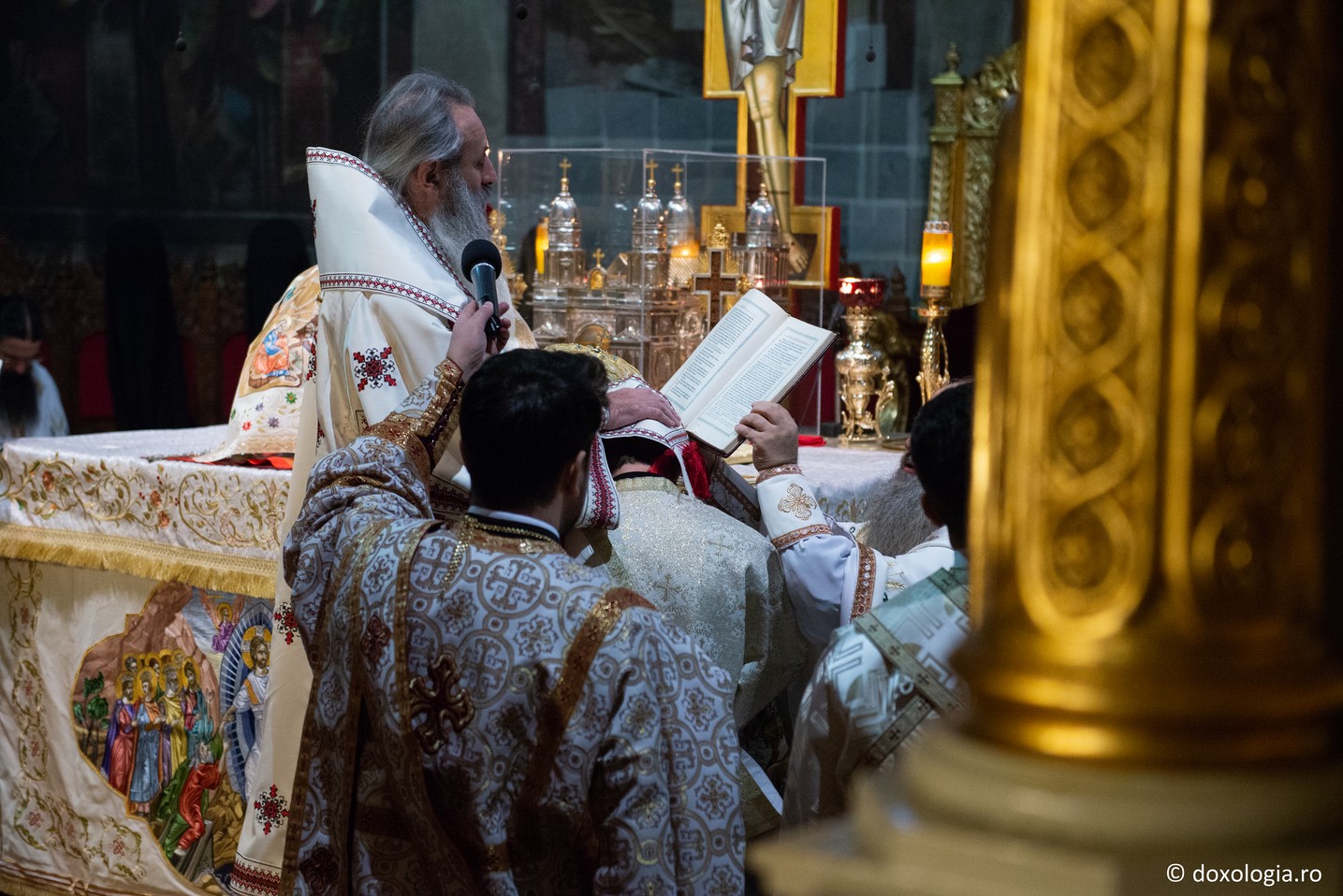 IPS Mitropolit Teofan: „Cel care are credință în Dumnezeu, atunci când totul este bine nu se mândrește, iar când apar necazuri și supărări nădăjduiește în Domnul” IPS Mitropolit Teofan: „Cel care are credință în Dumnezeu, atunci când totul este bine nu se mândrește, iar când apar necazuri și supărări nădăjduiește în Domnul”
