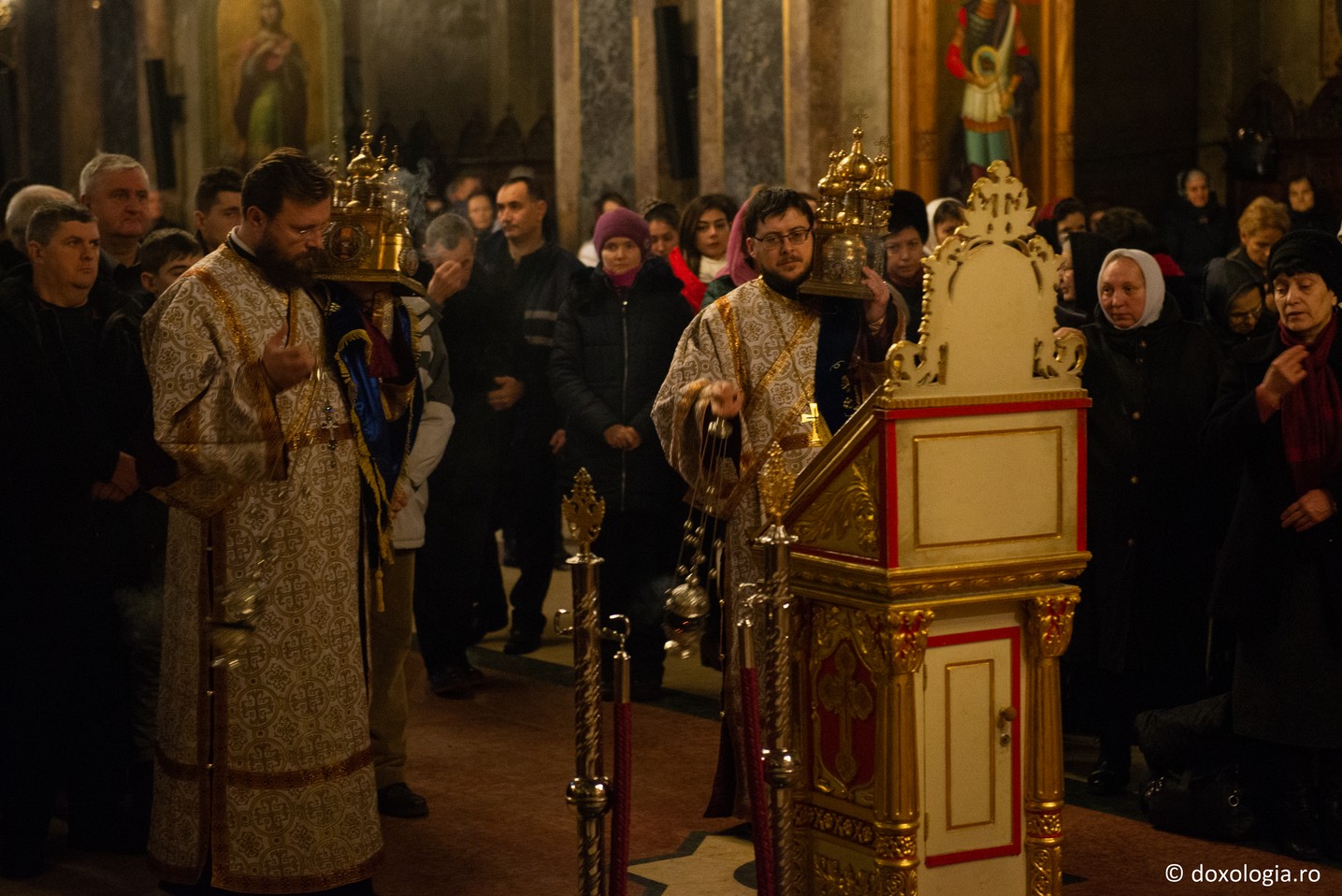 IPS Mitropolit Teofan: „Cel care are credință în Dumnezeu, atunci când totul este bine nu se mândrește, iar când apar necazuri și supărări nădăjduiește în Domnul” IPS Mitropolit Teofan: „Cel care are credință în Dumnezeu, atunci când totul este bine nu se mândrește, iar când apar necazuri și supărări nădăjduiește în Domnul”