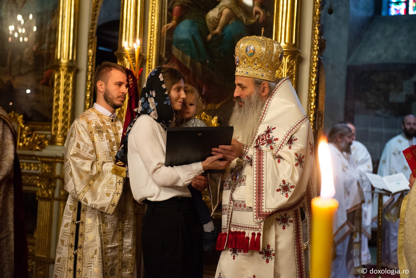 IPS Mitropolit Teofan: „Cel care are credință în Dumnezeu, atunci când totul este bine nu se mândrește, iar când apar necazuri și supărări nădăjduiește în Domnul” IPS Mitropolit Teofan: „Cel care are credință în Dumnezeu, atunci când totul este bine nu se mândrește, iar când apar necazuri și supărări nădăjduiește în Domnul”